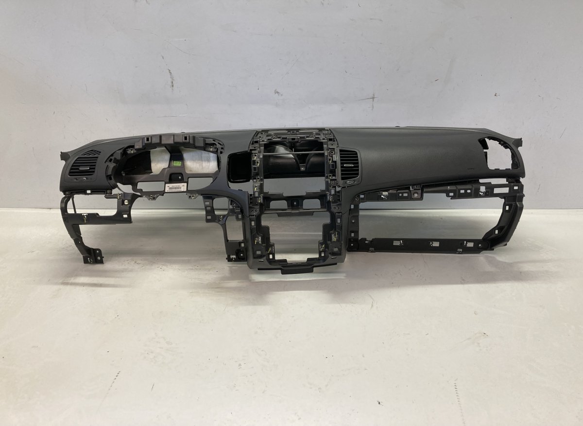 Kia Sorento Dashboard Dashboard — KIA SORENTO II (XM) (2009-2015) — 8...