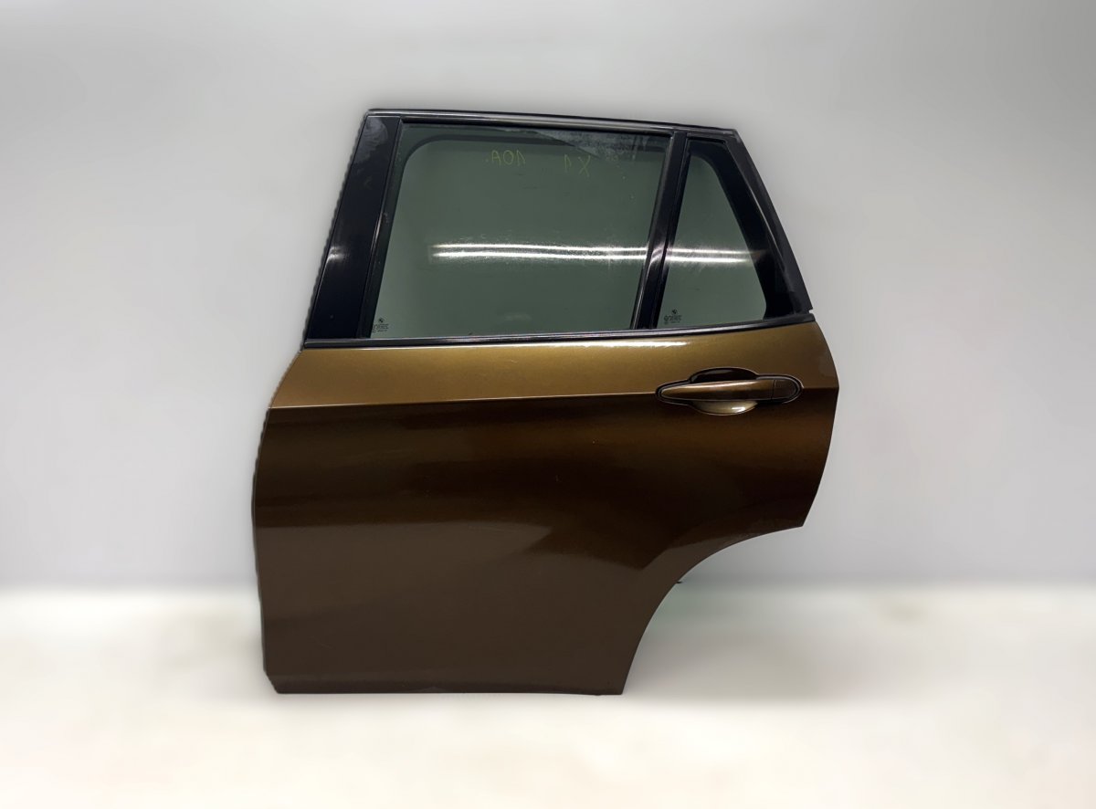 BMW X1 (E84) Door — rear left