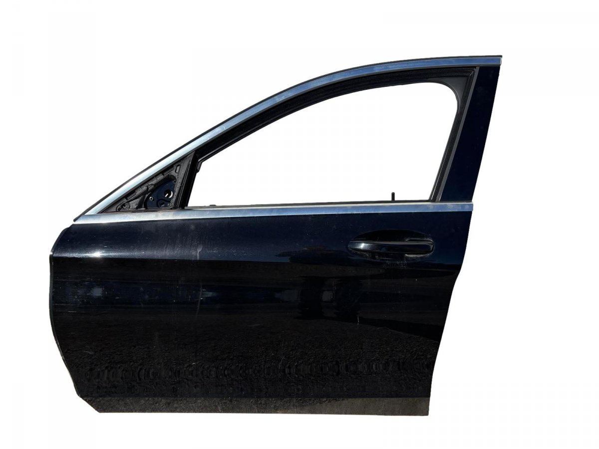 Mercedes-Benz A (W176) Door — front left Door — front left — MERCEDES-BENZ C-CLASS (W205...