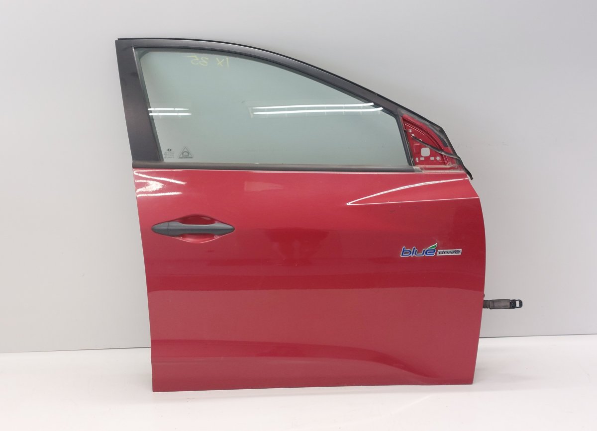 Door — front right Brand/Model: HYUNDAI TUCSON
Year: 2012
Engine: ...