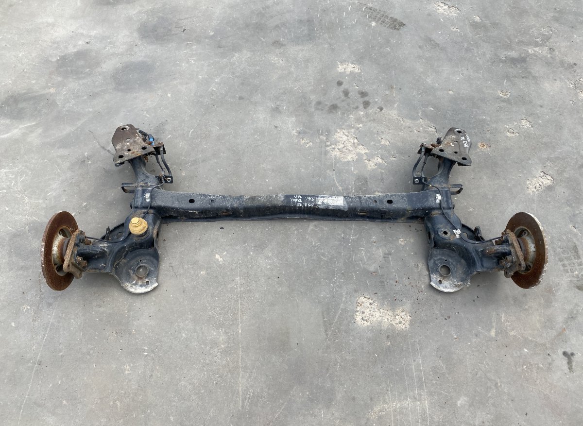 Citroen DS3 Taka-akselin palkki 5148W9 Rear axle Beam CITROËN DS3 (2009-2015)

...