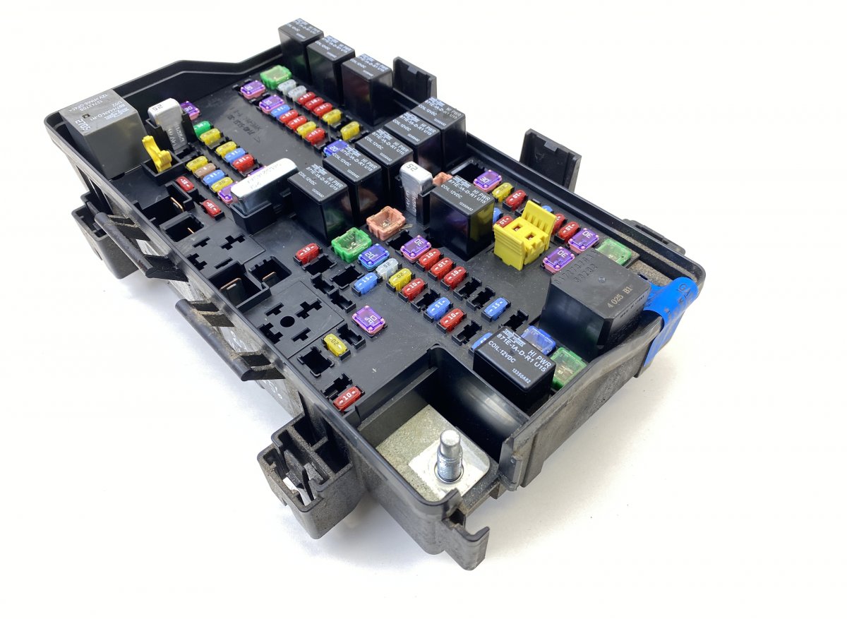 Jeep Grand Cherokee (WK) Fuse box Fuse box — JEEP GRAND CHEROKEE IV (WK, WK2) (20...
