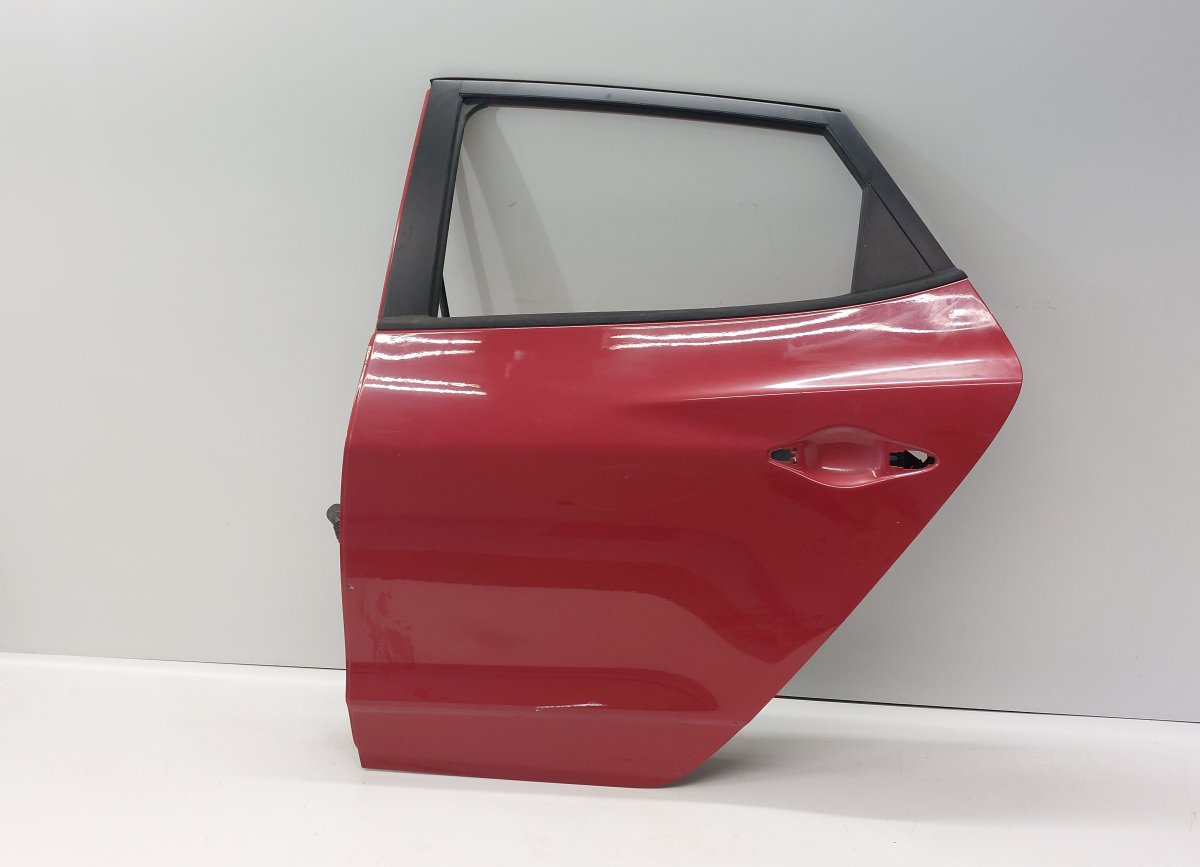 Door — rear left Brand/Model: HYUNDAI TUCSON
Year: 2012
Engine: ...