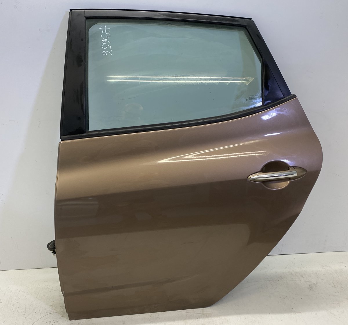 Hyundai ix20 Door — rear left Door — rear left — HYUNDAI ix20 (JC) (2010-2019...