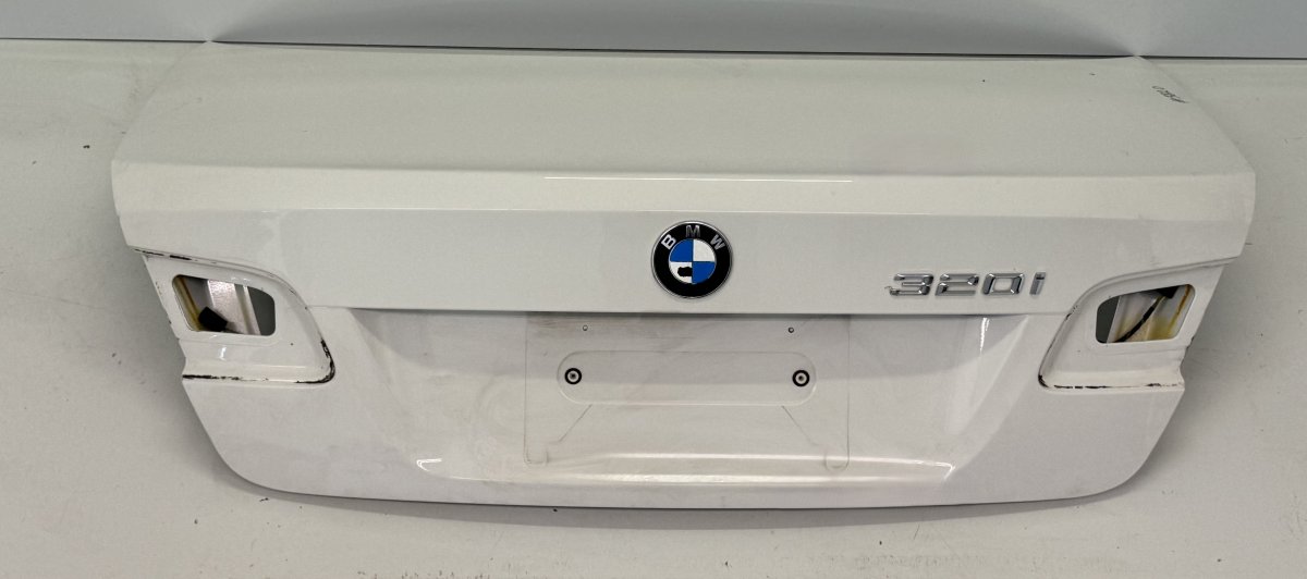 BMW 3 (E90 / E91 / E92 / E93) Boot lid / tailgate Boot lid / tailgate — BMW 3 (E90, E91, E92, E93...