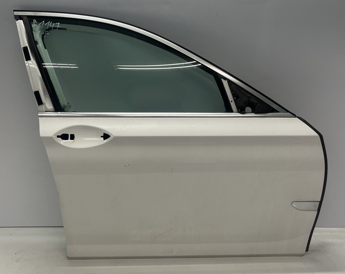 BMW 7 (F01 / F02 / F03 / F04) Door — front right Door — front right — BMW 7 (F01, F02) (2008-201...