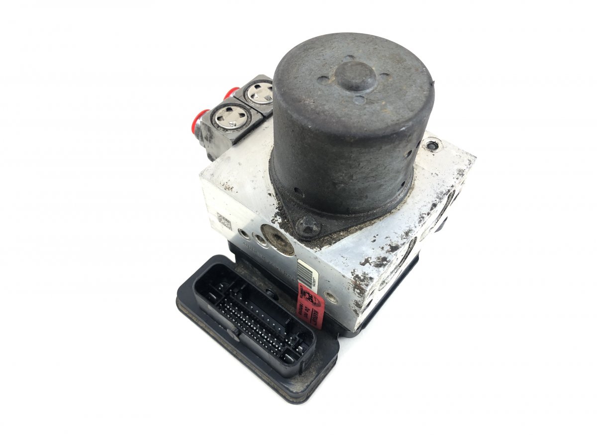 Jeep Grand Cherokee (WK) ABS hydraulic unit / pump ABS hydraulic unit / pump — JEEP GRAND CHEROKEE...