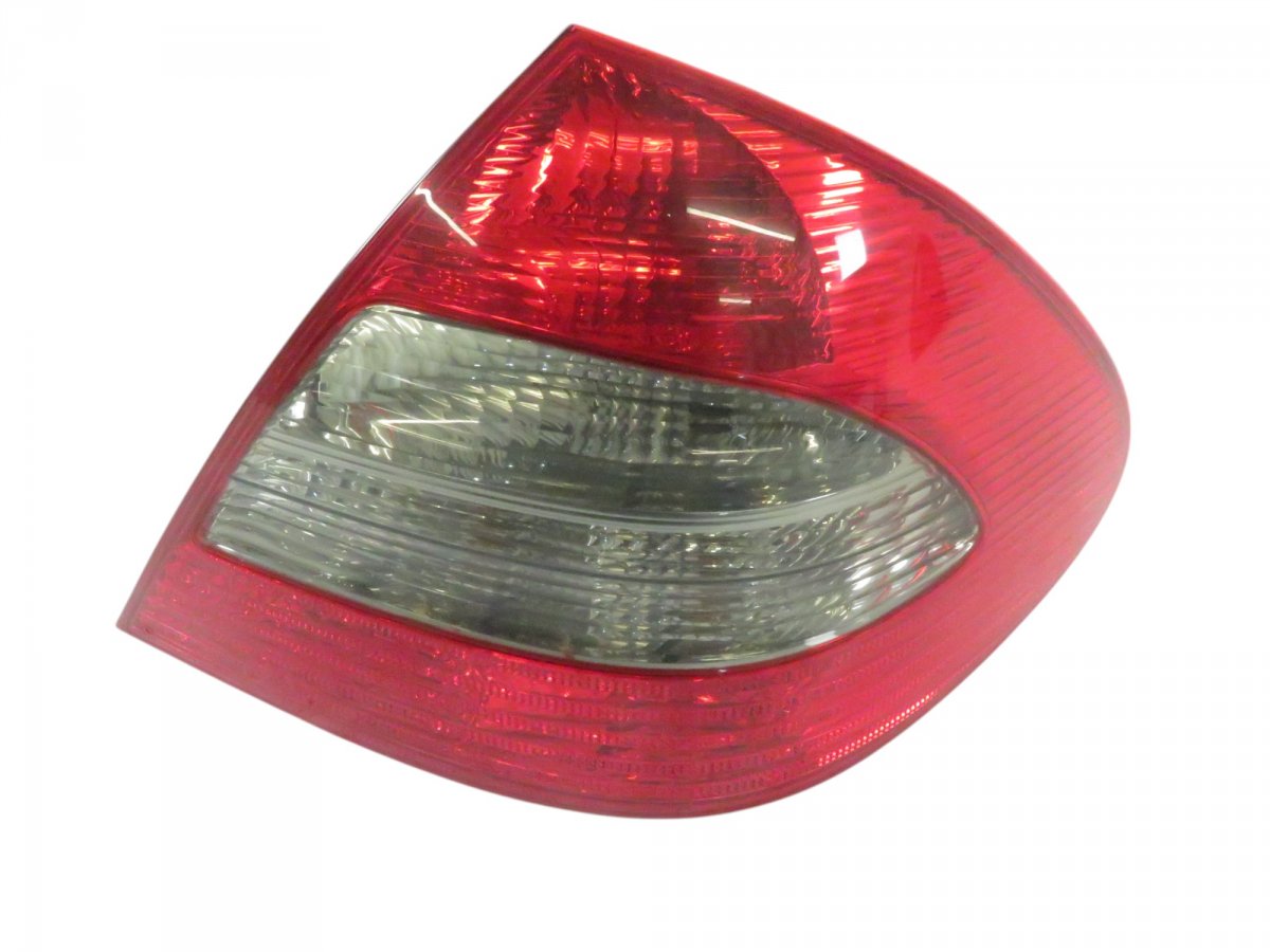 Mercedes-Benz A (W169) Right Rear Light Right rear light — MERCEDES-BENZ E-CLASS (W211)...