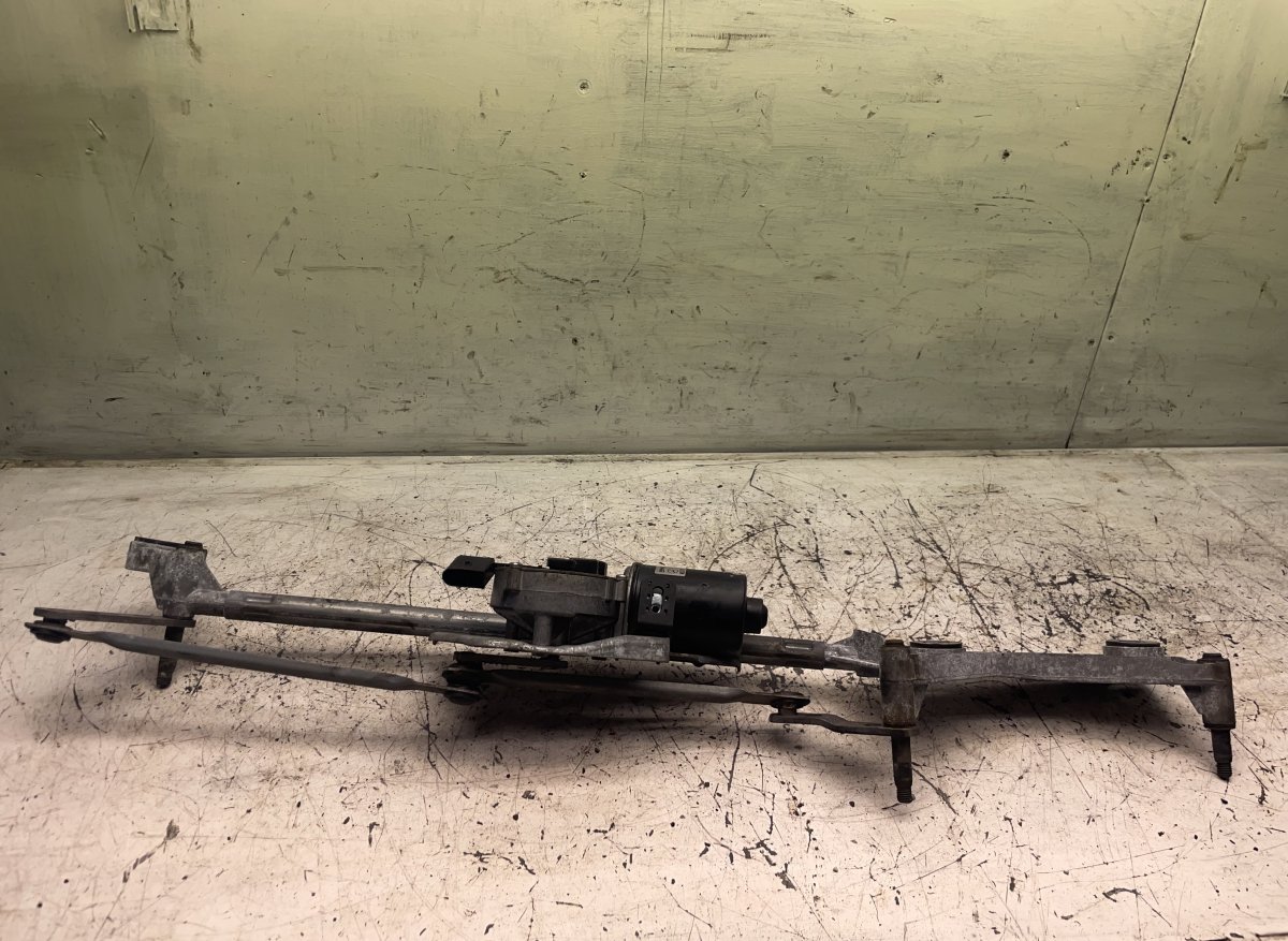 Mercedes-Benz A (W169) Wiper linkage / mechanism Wiper linkage / mechanism — MERCEDES-BENZ GL-CL...