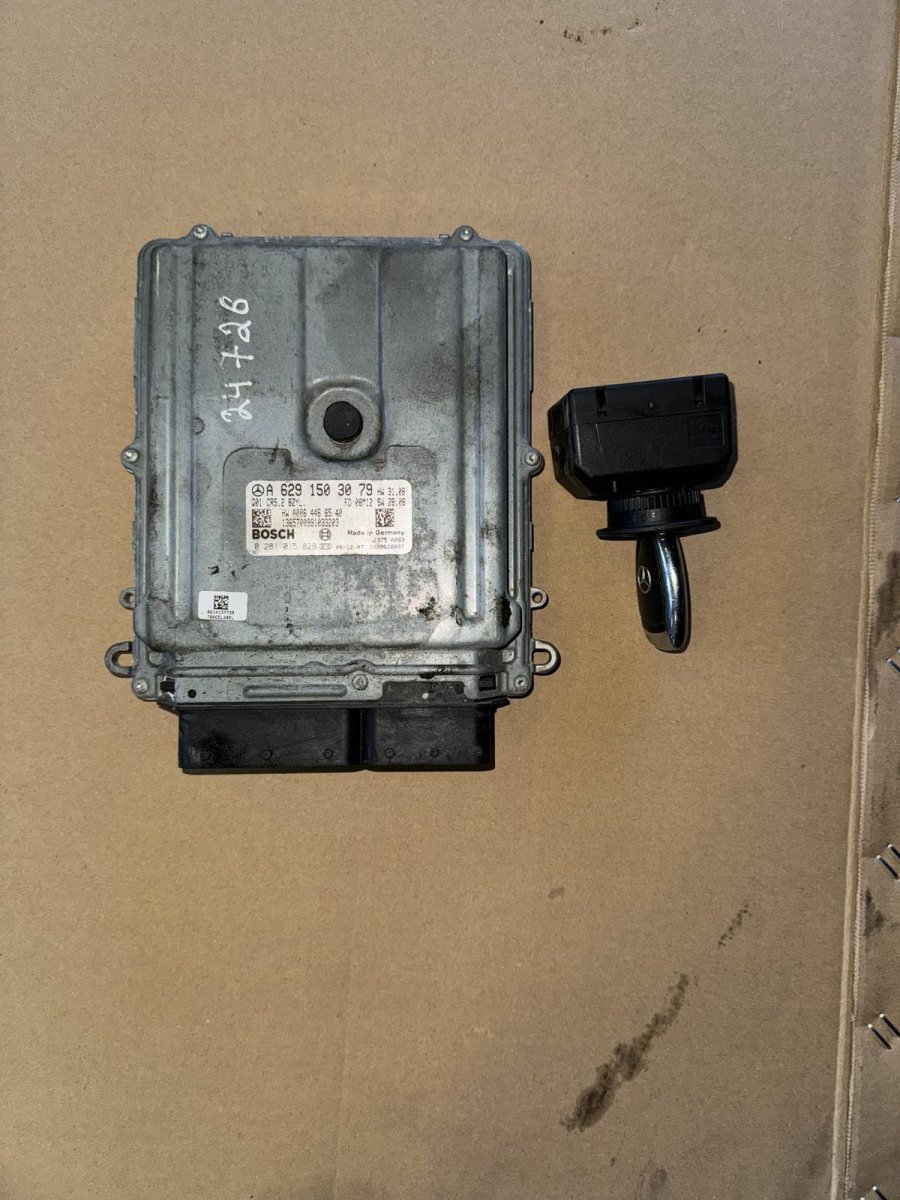 Mercedes-Benz A (W169) Engine control unit (ECU) Engine control unit (ECU) — MERCEDES-BENZ ML-CL...