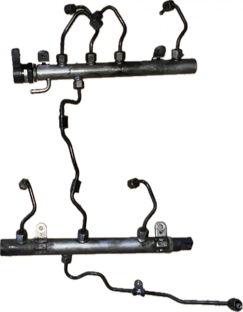 Mercedes-Benz A (W169) Fuel Distributor / fuel rail Fuel distributor / fuel rail — MERCEDES-BENZ E-...