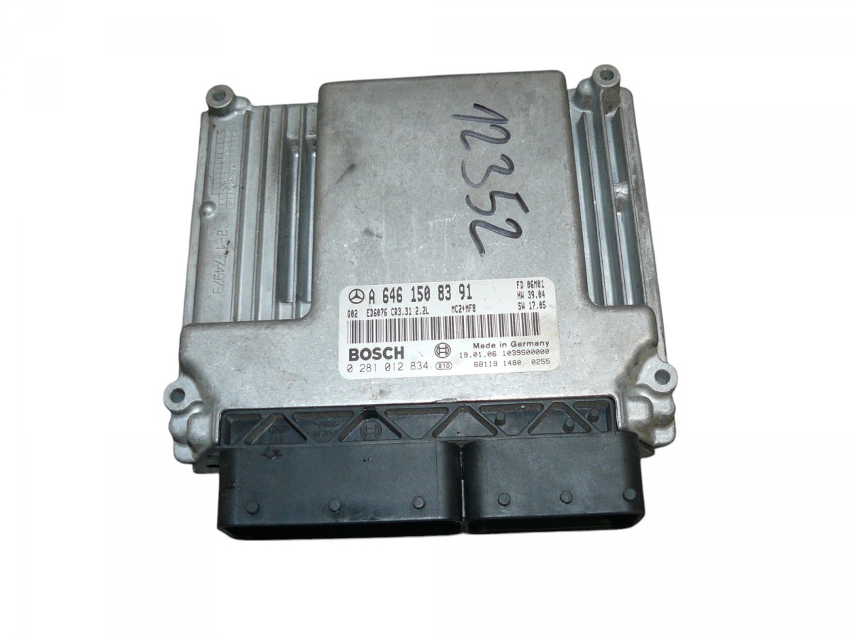 Mercedes-Benz Viano / Vito (W639) Engine control unit (ECU) Engine control unit (ECU) — MERCEDES-BENZ VITO ...