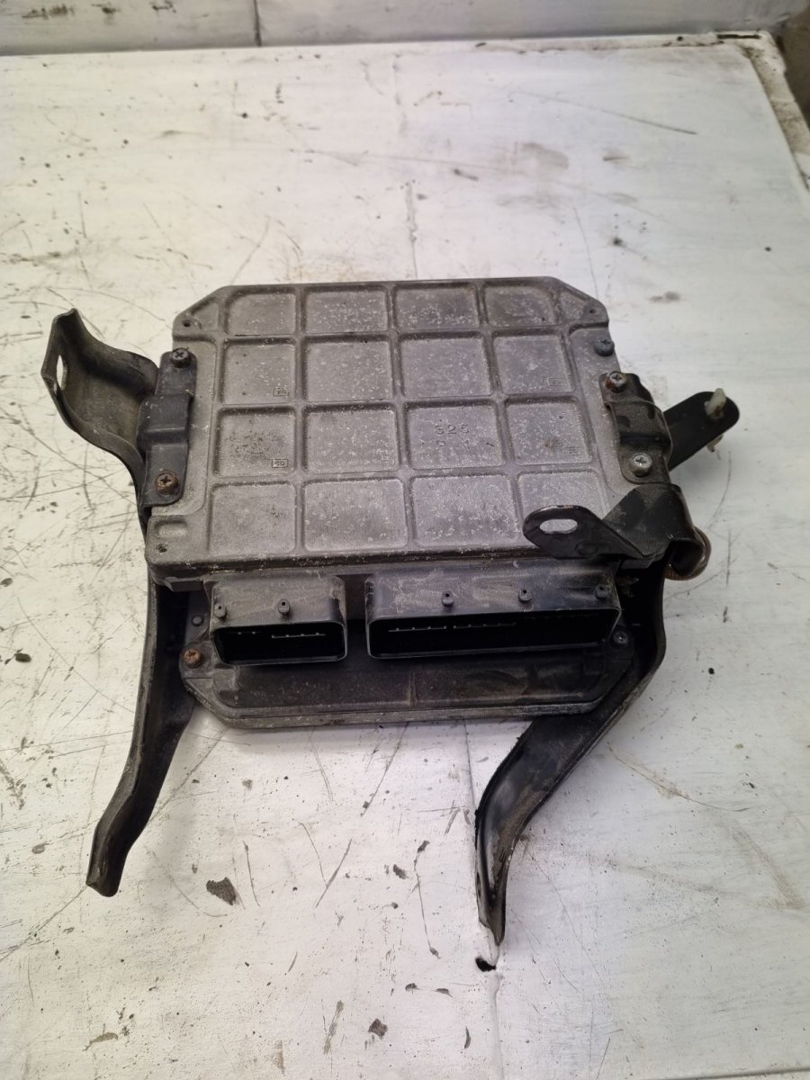 Lexus GS Engine control unit (ECU) Engine control unit (ECU) — LEXUS GS III (2005-...