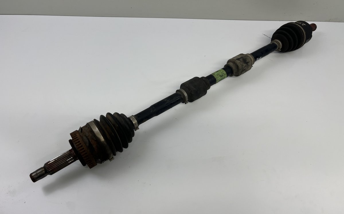 Hyundai i40 Driveshaft — front right Driveshaft — front right — HYUNDAI i40 (VF) (20...
