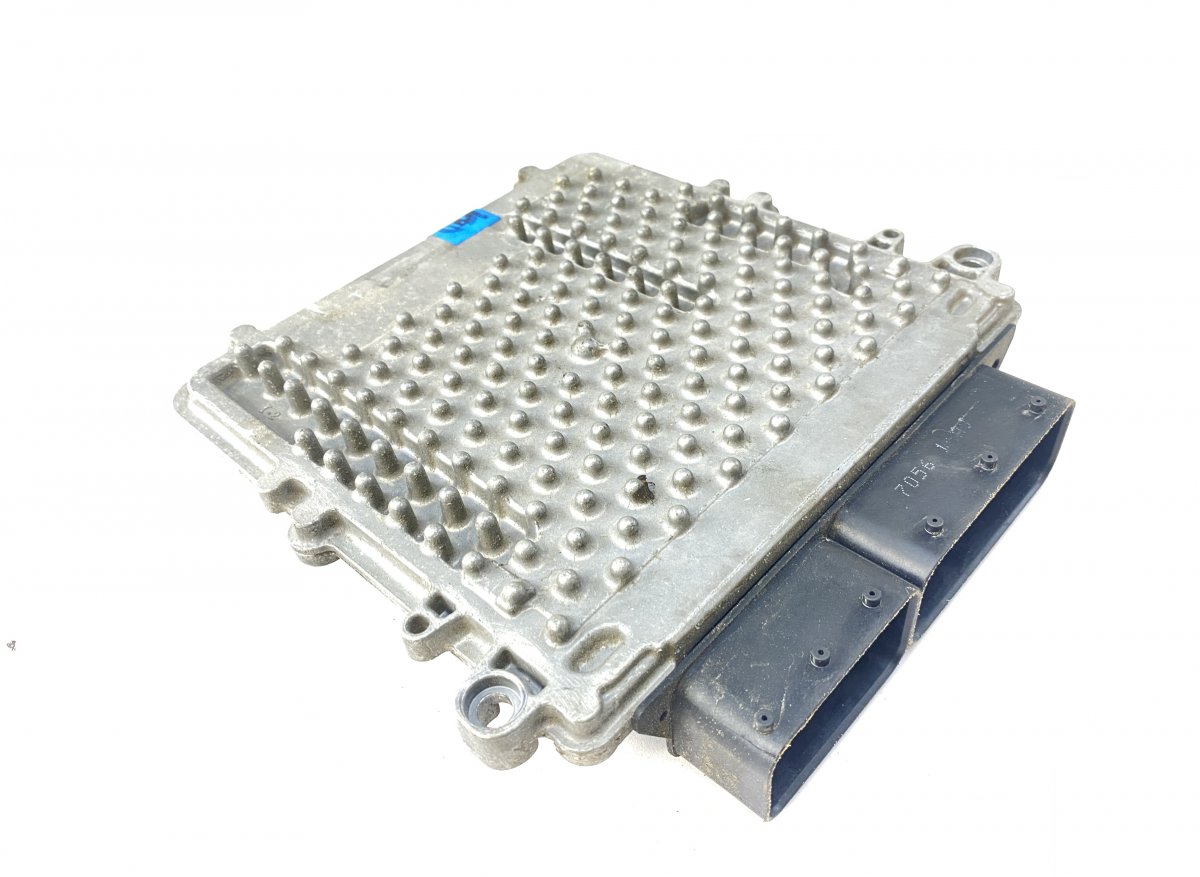 Mercedes-Benz A (W176) Engine control unit (ECU)