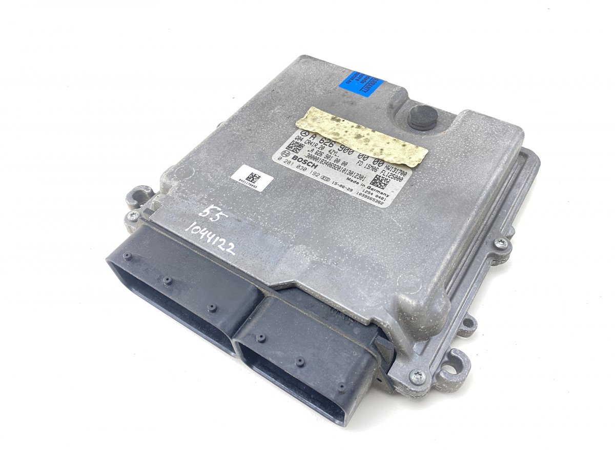 Mercedes-Benz A (W176) Engine control unit (ECU) Engine control unit (ECU) — MERCEDES-BENZ C-CLA...