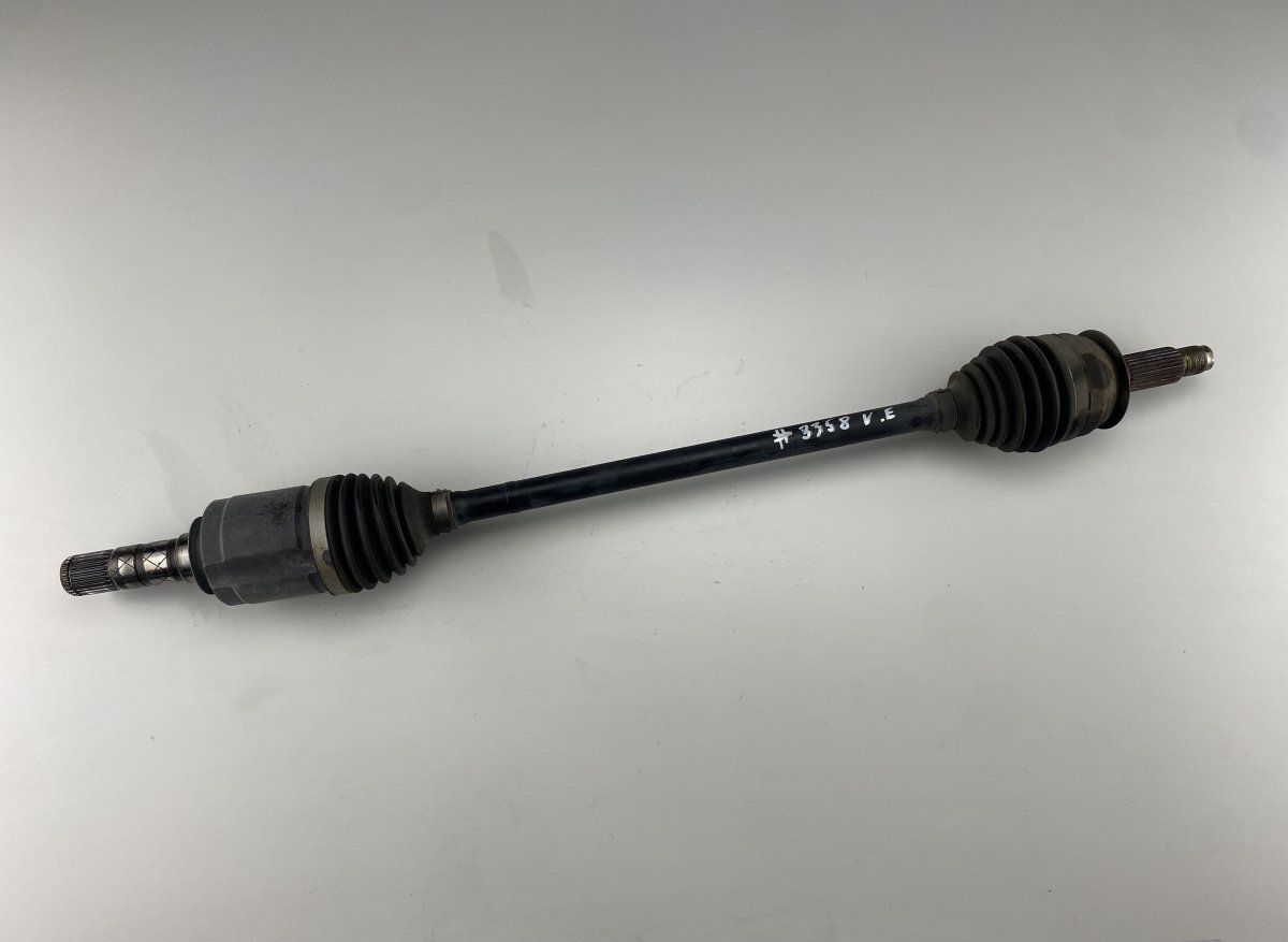 Driveshaft — front left Brand/Model: SUBARU CROSSTREK
Year: 2014
Engine...