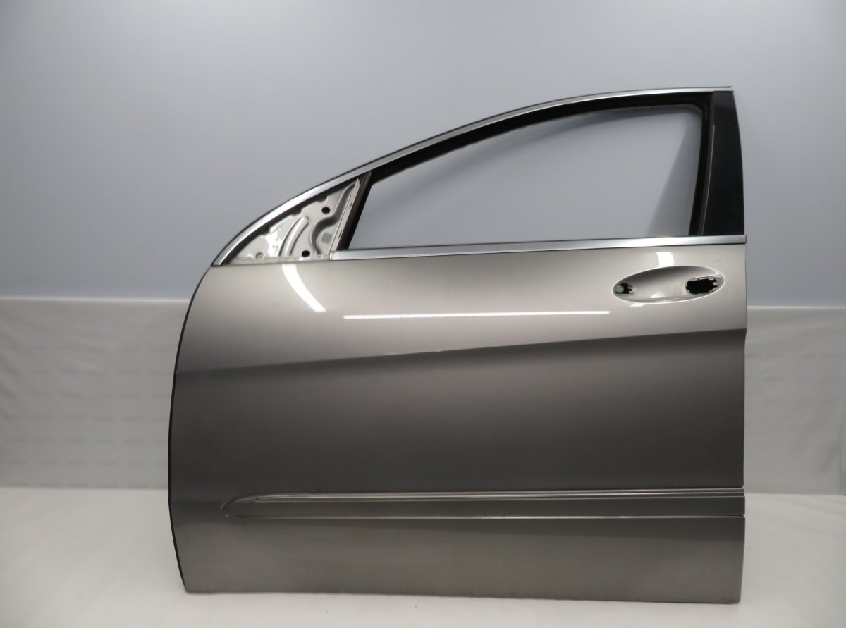Mercedes-Benz A (W169) Door — front left Door — front left — MERCEDES-BENZ R-CLASS (W251...