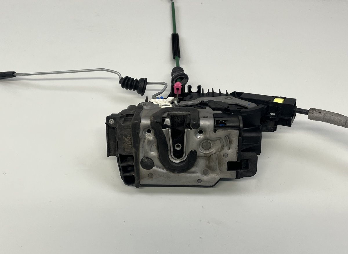 Mercedes-Benz A (W177) Door lock — front left Door lock — front left — MERCEDES-BENZ E-CLASS ...