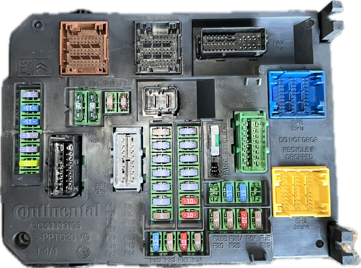 Peugeot 508 Fuse box Fuse box — PEUGEOT 508 I (W23) (2010-2018) — 96...