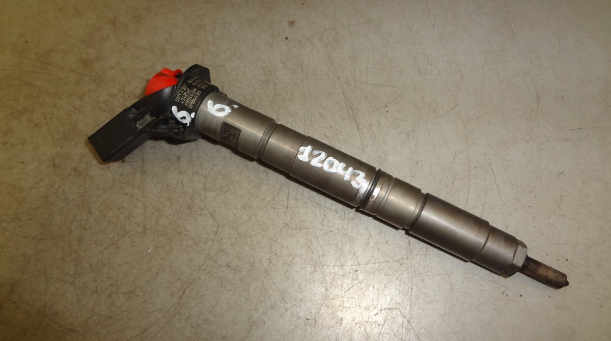 Volkswagen Phaeton Fuel Injector Fuel injector — VW PHAETON (3D_) (2002-2016) — ...