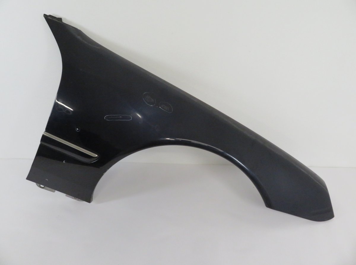 Mercedes-Benz C (W203) Front Right Fender Front Right Fender — MERCEDES-BENZ S-CLASS COUP...