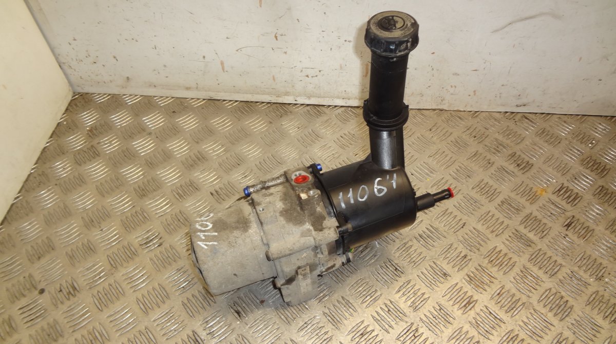 Citroen C4 Power-steering pump Power-steering pump — CITROËN C4 I (LC) (2004-2...