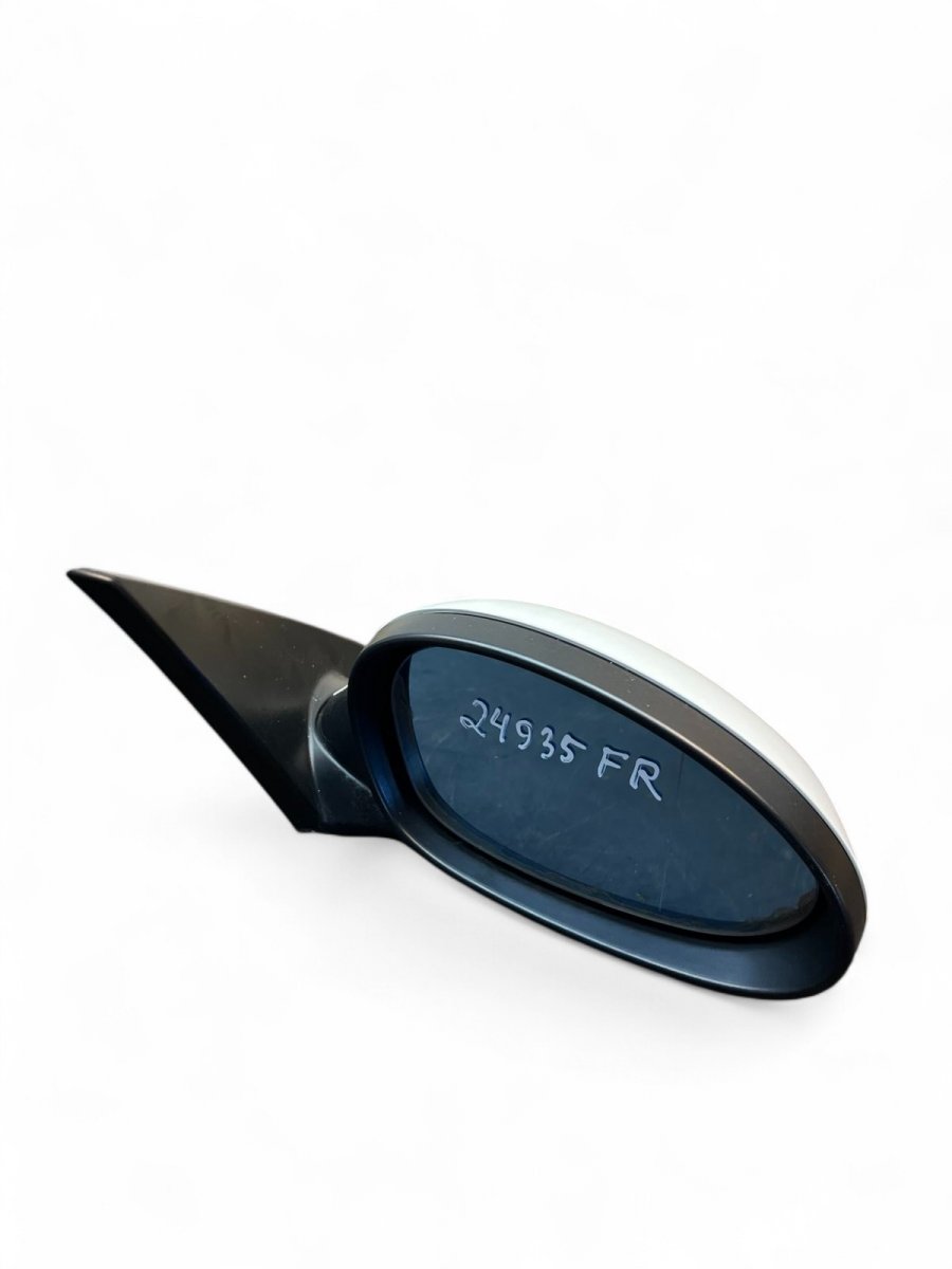 BMW 1 (E81 / E82 / E87 / E88) Right mirror Right mirror — BMW 1 (E81, E82, E87, E88) (2003...