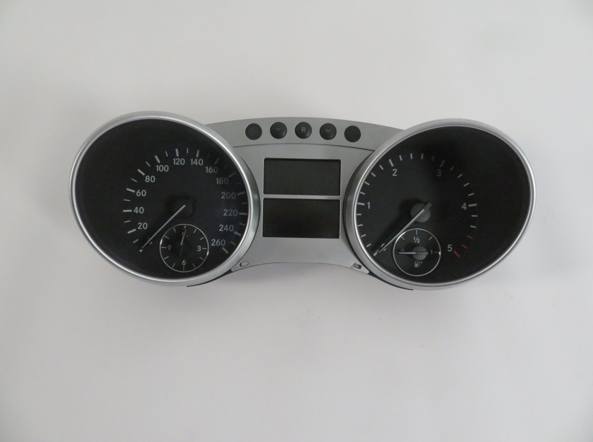 Mercedes-Benz A (W169) приборы Instrument cluster — MERCEDES-BENZ ML-CLASS (W1...