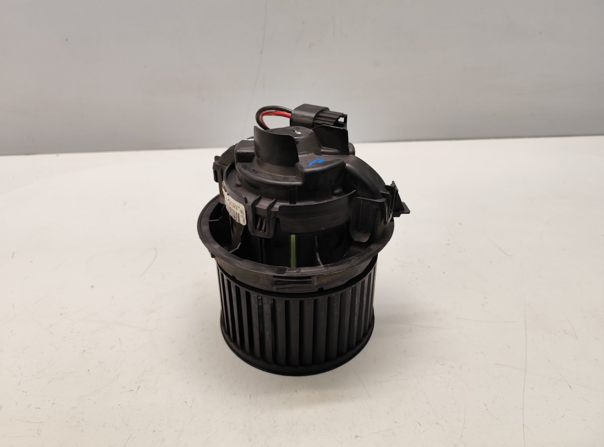 Peugeot 508 Heater Blower Motor Heater blower motor — PEUGEOT 508 I (W23) (2010...