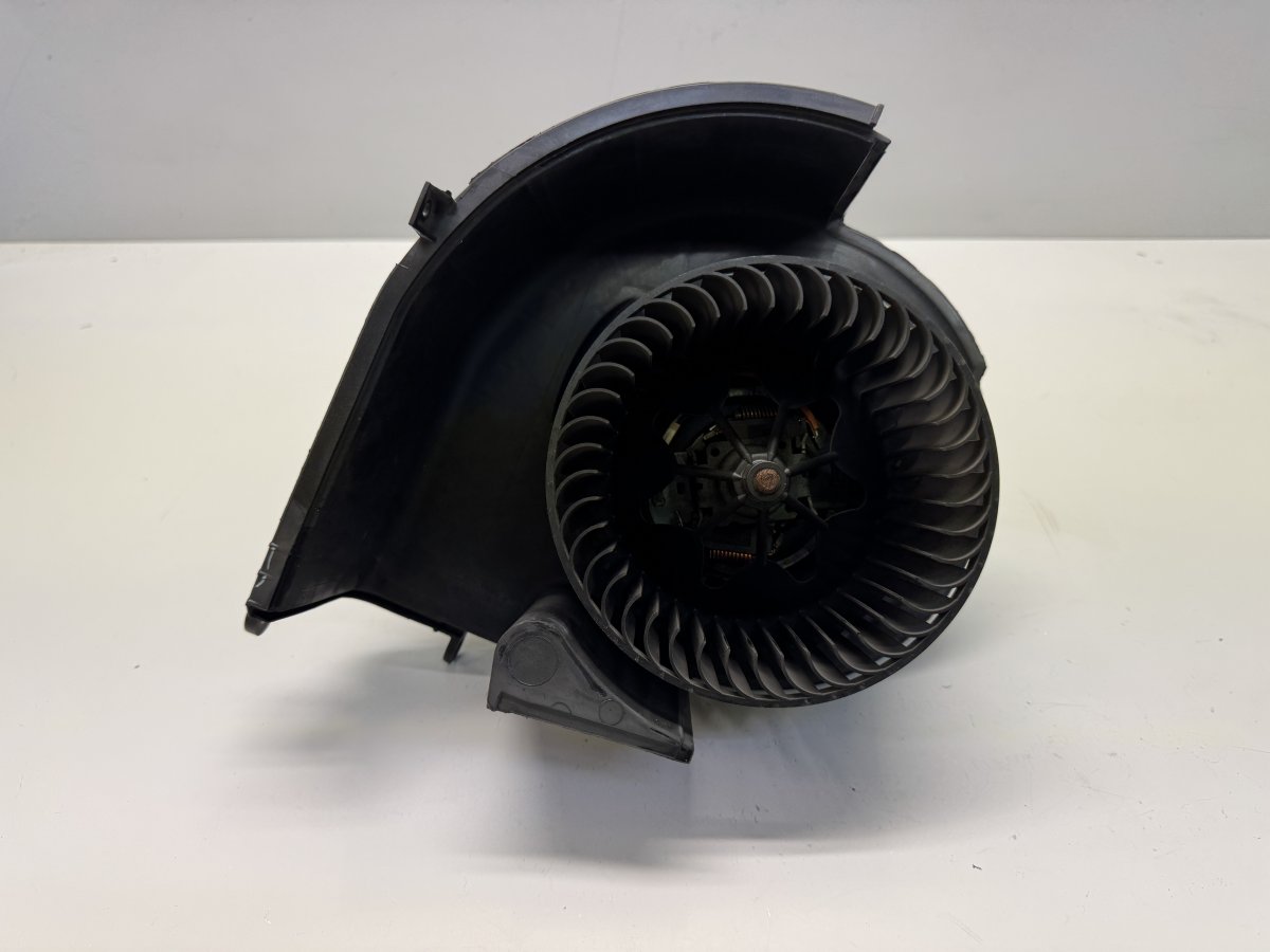 BMW X5 (E70) Heater Blower Motor Heater blower motor — BMW X5 (E70) (2007-2013) ...
