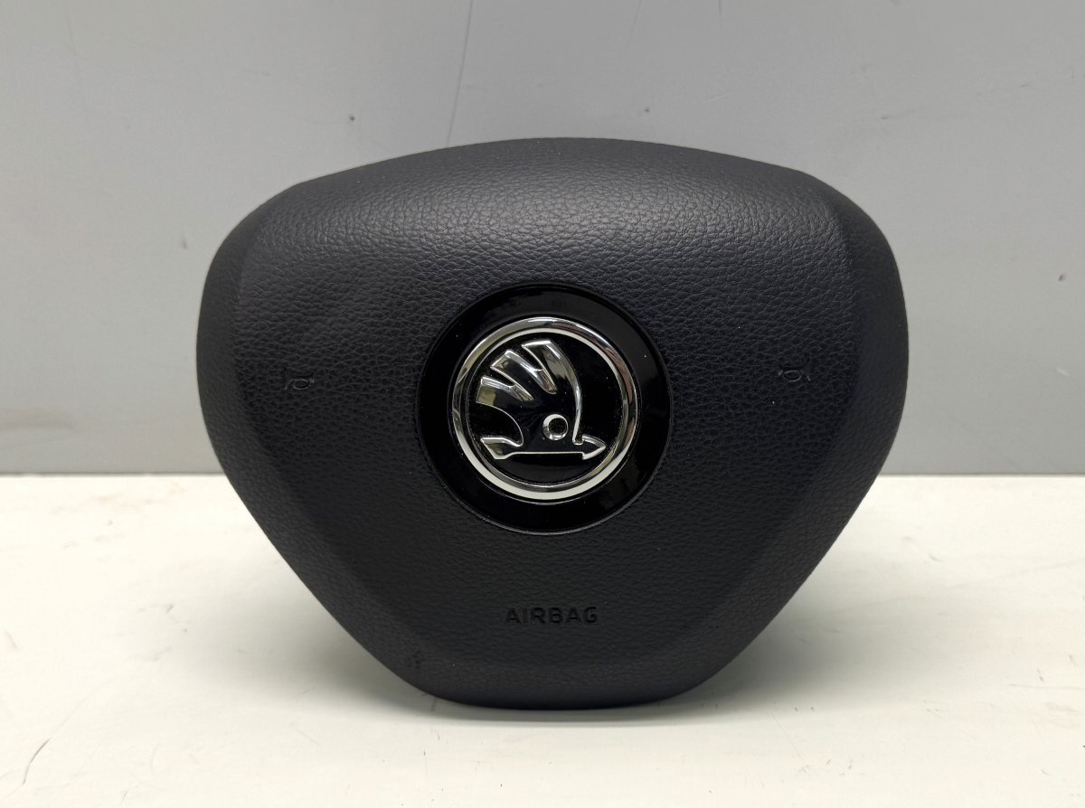 Steering Wheel Airbag Brand/Model: SKODA SUPERB
Year: 2016
Engine: 19...