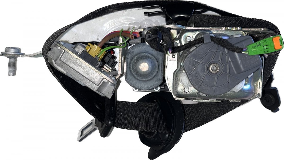 Mercedes-Benz A (W169) Seat belt — front left Seat belt — front left — MERCEDES-BENZ C-CLASS ...