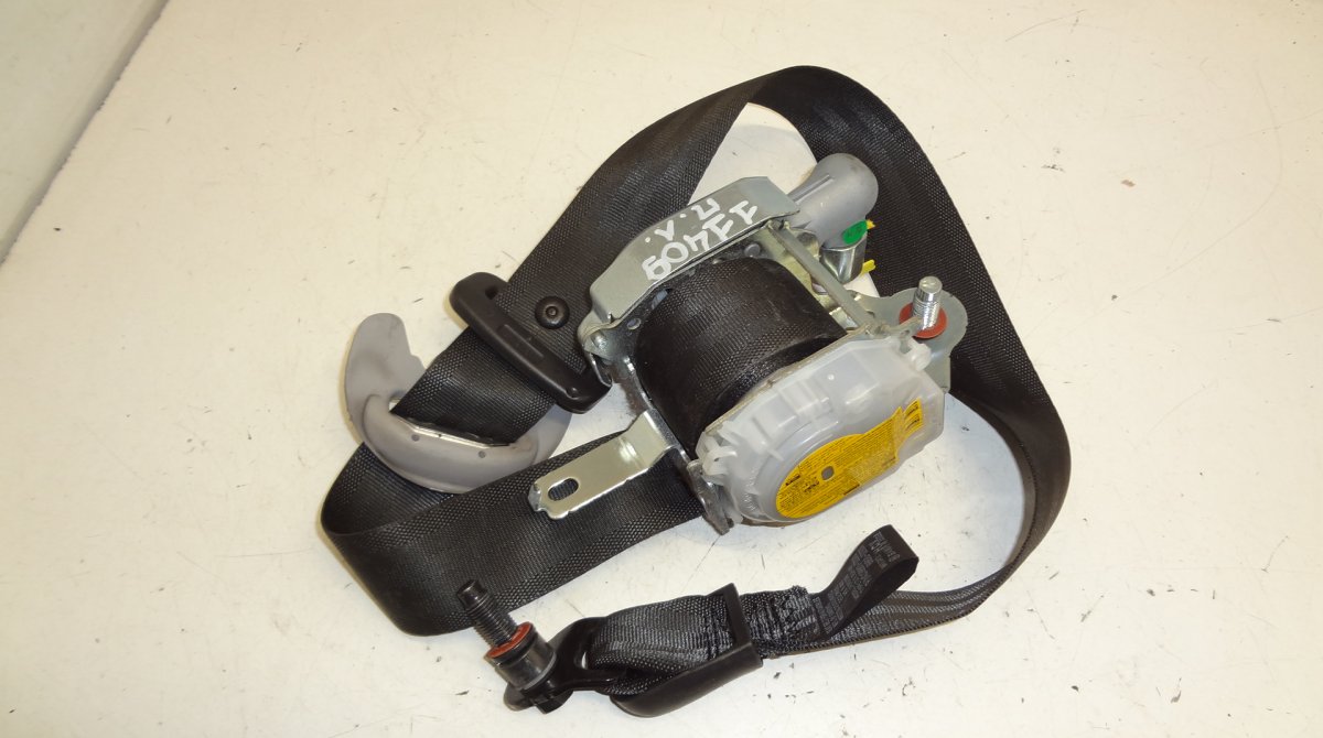 Hyundai i40 Seat belt — front left Seat belt — front left — HYUNDAI i40 (VF) (2011...