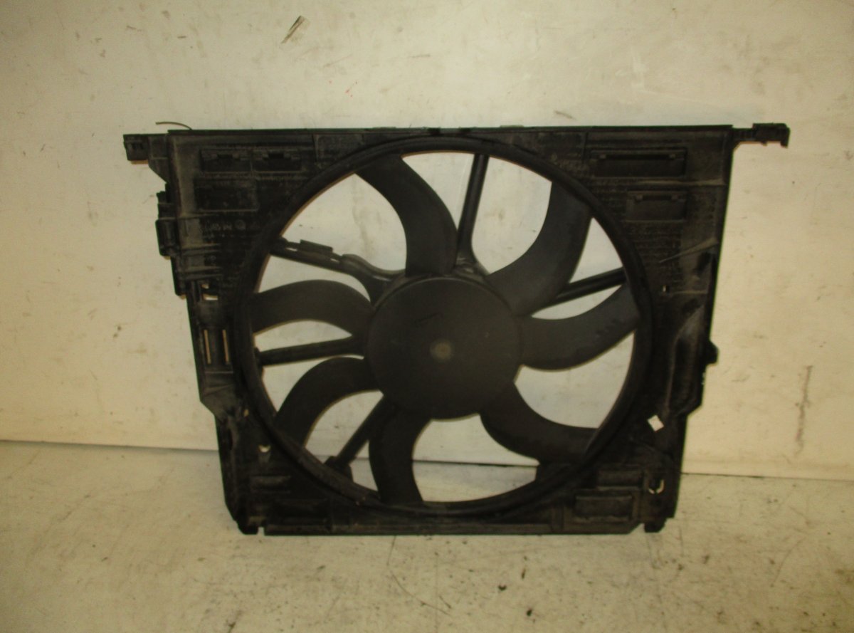 BMW 5 (F10 / F11) Electric Radiator Fan Electric radiator fan — BMW 5 (F10, F11) (2010-...