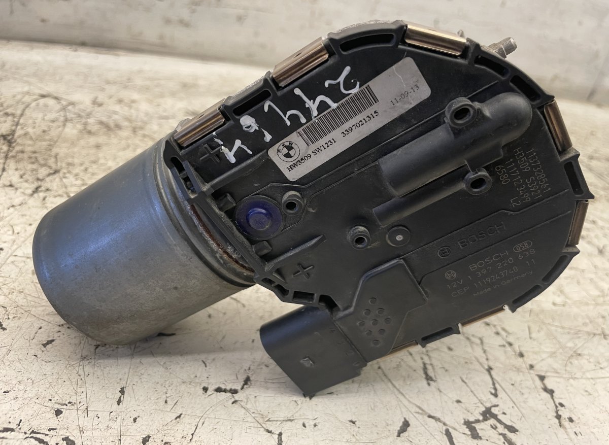 BMW X3 (F25) Wiper Motor Windscreen Wiper Motor Windscreen — BMW X3 (F25) (2010-201...