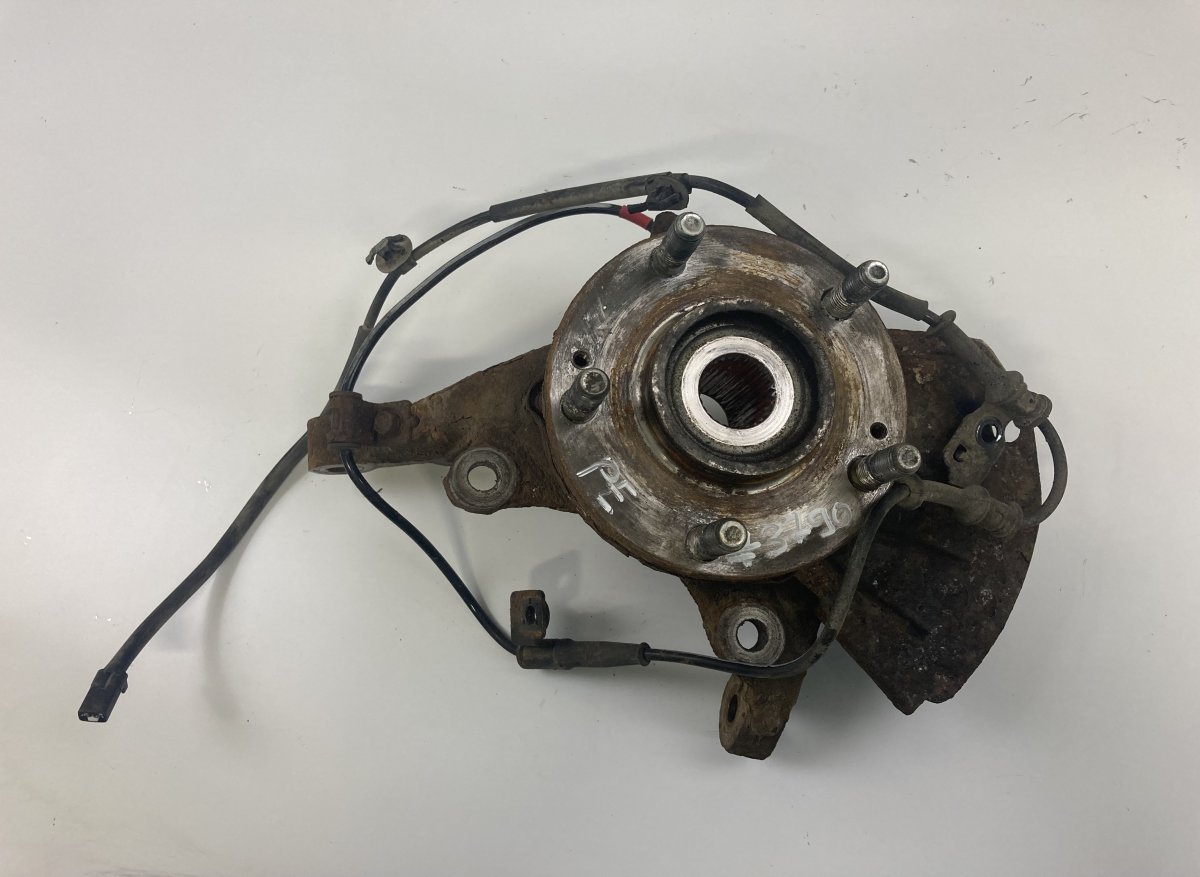 Hyundai i40 Wheel bearing housing — front right Wheel bearing housing — front right — HYUNDAI i...