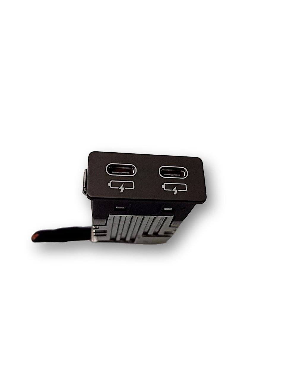 USB socket connector Brand/Model: FERRARI 550
Year: 1999
Engine: 547...