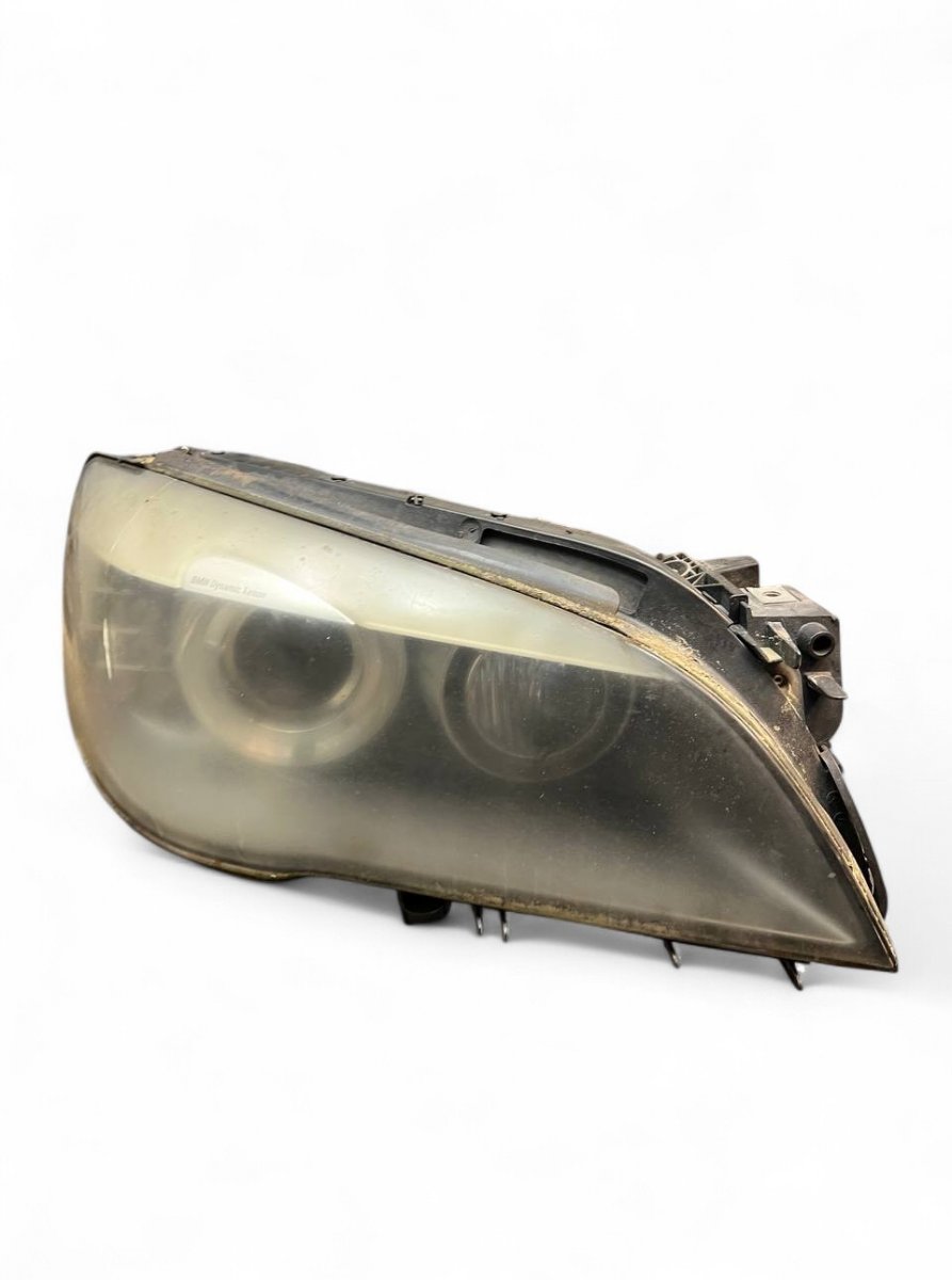 BMW 7 (F01 / F02 / F03 / F04) Right headlight Right headlight — BMW 7 (F01, F02) (2008-2016) ...