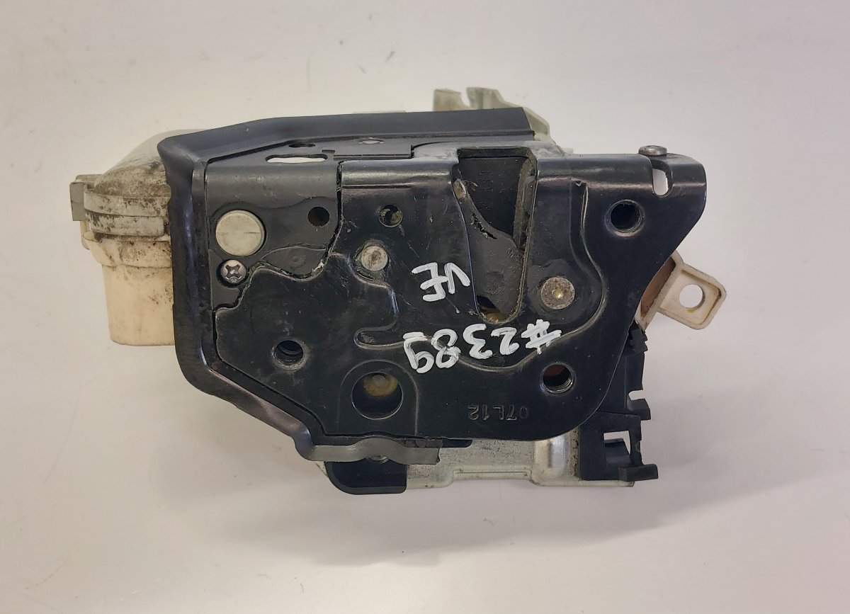 Audi A7 (4G) Door lock — front left Door lock — front left — AUDI A7 Sportback (4GA...