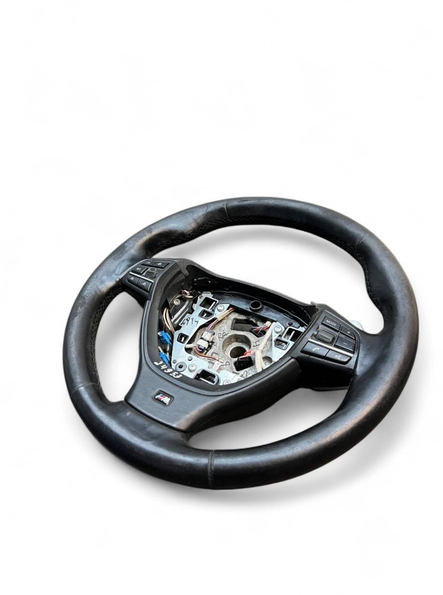 BMW 5 (F10 / F11) steering wheel Steering Wheel — BMW 5 (F10, F11) (2010-2017) —...