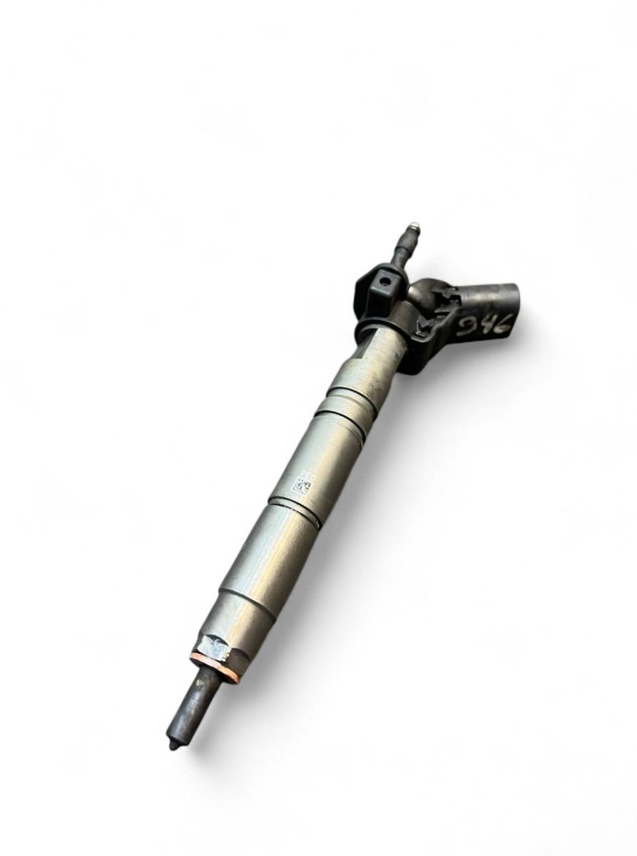 Mercedes-Benz Viano / Vito (W639) Fuel Injector Fuel injector — MERCEDES-BENZ VITO / VIANO (W63...