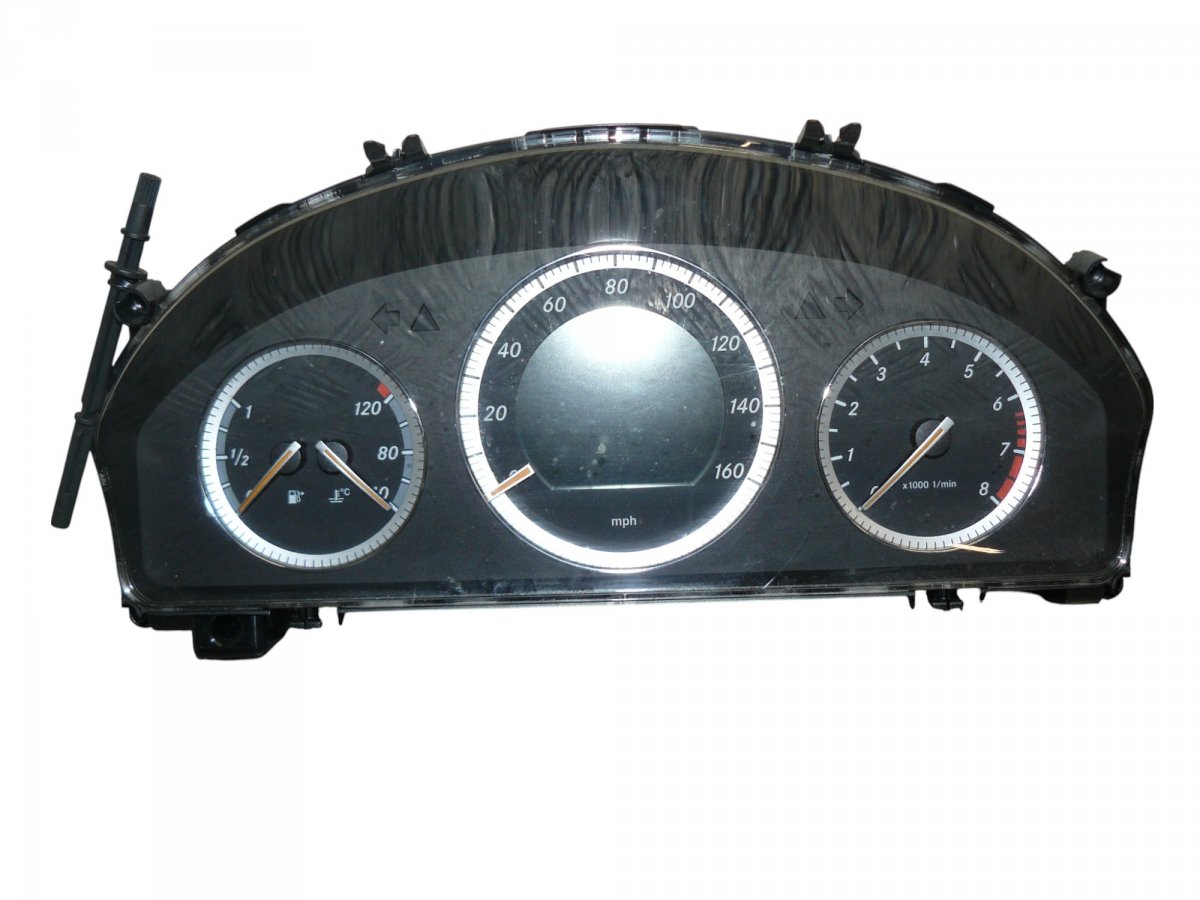 Mercedes-Benz A (W169) приборы Instrument cluster — MERCEDES-BENZ C-CLASS (W20...