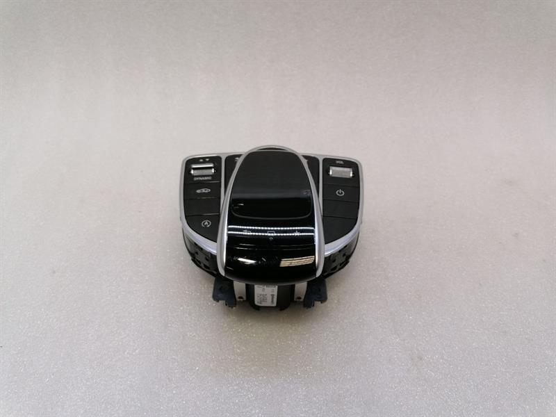 Mercedes-Benz A (W176) Switch