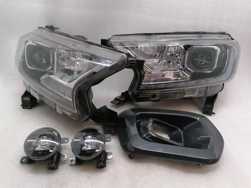 Ford Ranger 2022-... Ford Ranger P375 MK4 Head Light JB3B-13E015-AA Headlights 19-22 LED SET RHD