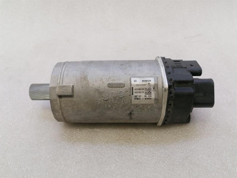 Porsche Taycan Porsche Taycan 9J Power Steering Rack 9J1423000263 RHD ENGINE Steering Gear
