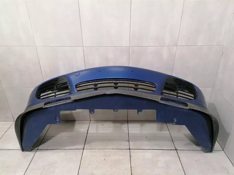 Porsche 911 (996) Porsche 911 996 Front Bumper 99650531105 Turbo Aero Front Bumper MK2 Body type: Coupe
Fuel: Petrol