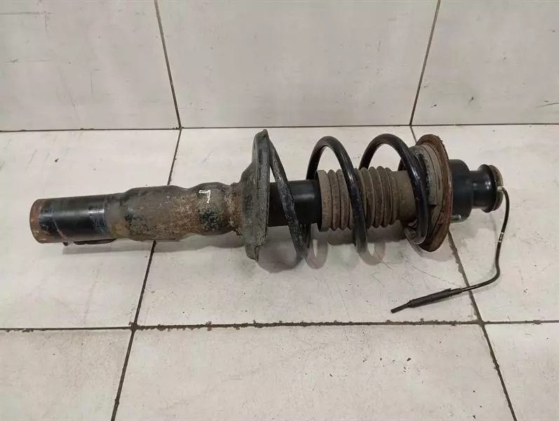 Porsche Boxster (987) Porsche Boxster 987 shock absorber rear 99733305320 shock absorber rear PASM Body type: Convertible
Fuel: Petrol