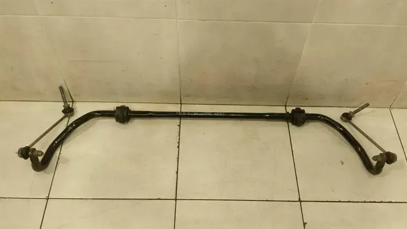 Porsche 911 (991) Porsche 911 991 Anti Roll Bar Front 99134370512 Front Anti Roll Bar Body type: Coupe
Fuel: Petrol