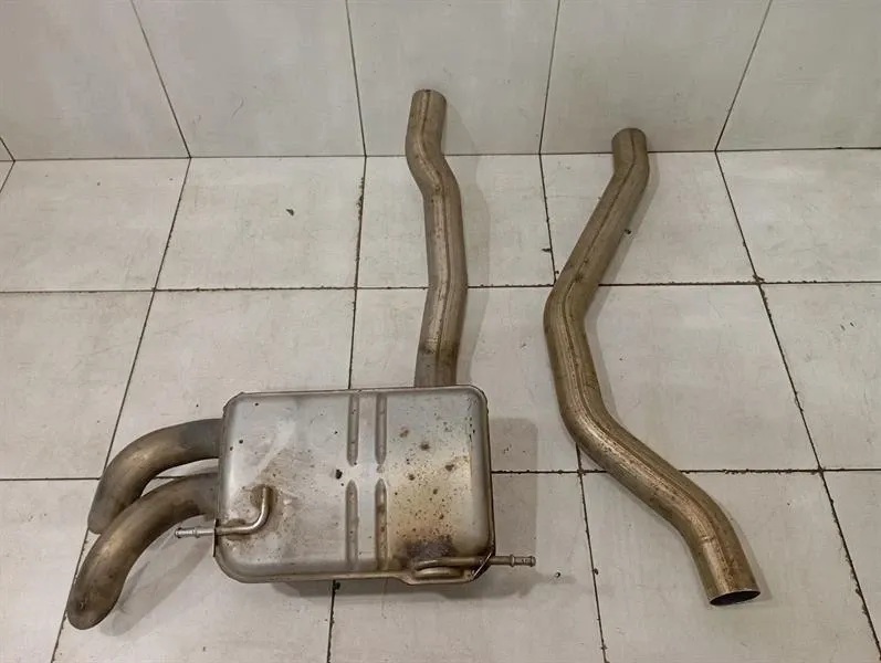 Mercedes-Benz A (W176) Mercedes GLS X166 exhaust silencer A1664901433 exhaust silencer diesel Body type: SUV
Fuel: Diesel